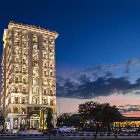 Lafayette Boutique Hotel Kejayan Экстерьер фото