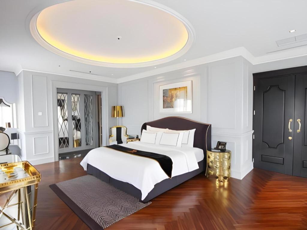 Lafayette Boutique Hotel Kejayan Экстерьер фото