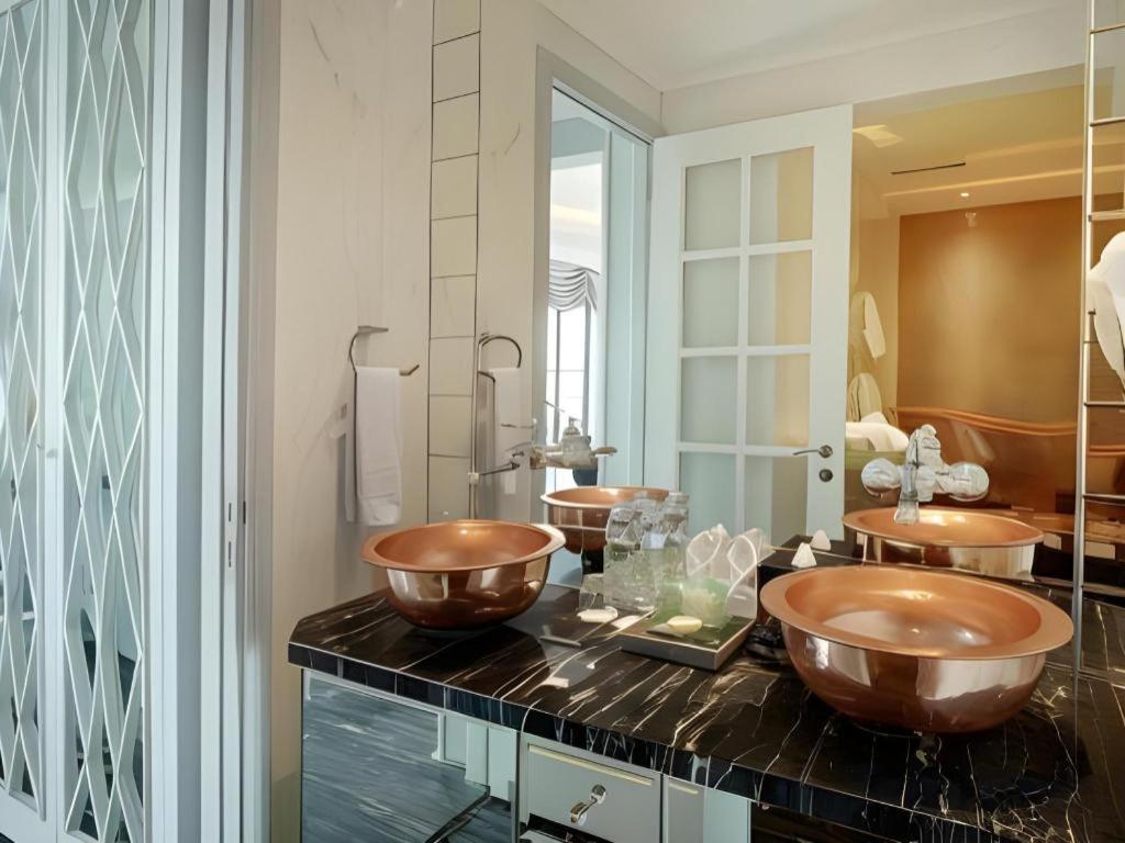 Lafayette Boutique Hotel Kejayan Экстерьер фото